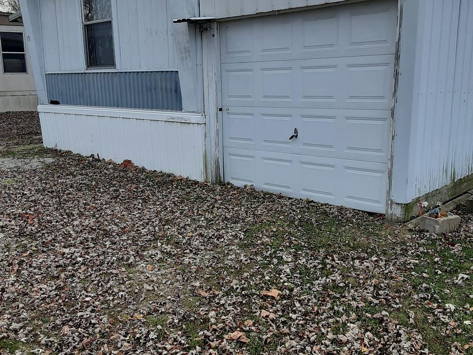 1st image of 200 N Pine St Trailer 17