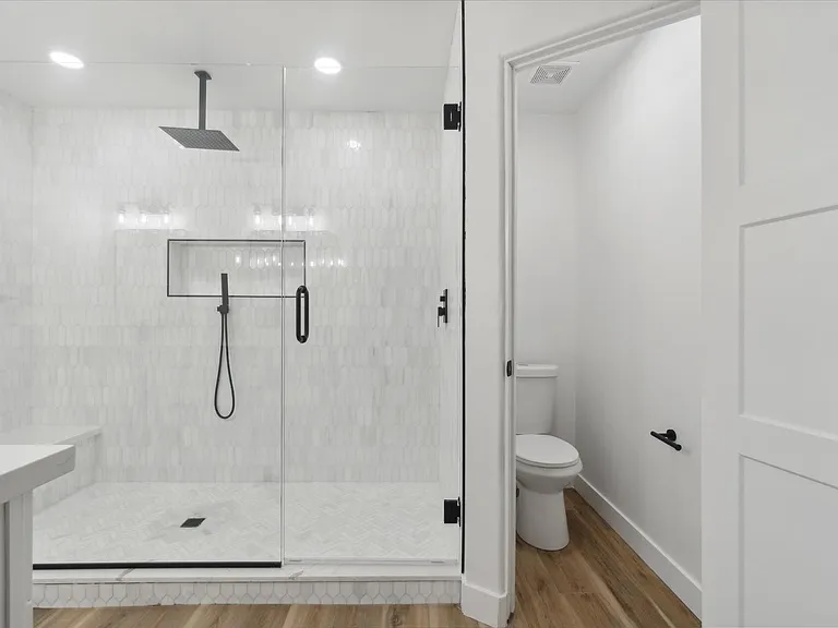 8525 E Clarendon Ave — Photo 14