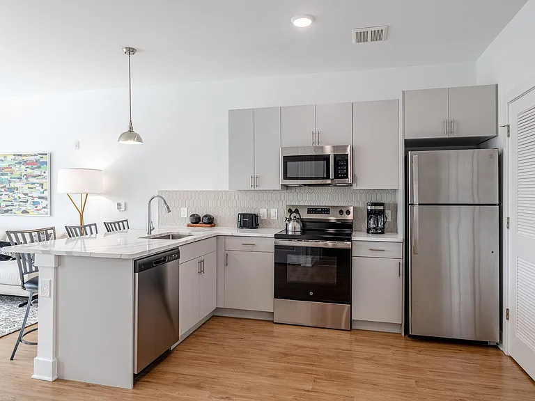 Meridia Upper Main — Photo 8