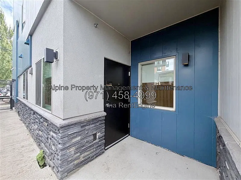 1 bed, 1.0 bath, 458 sqft, $1,239 — Photo 1