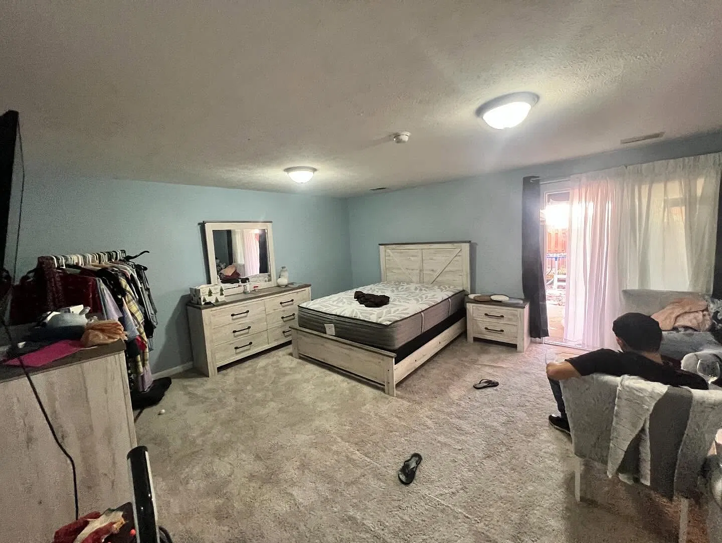 1 bed, 1.5 bath, 1200 sqft, $1,350 — Photo 1