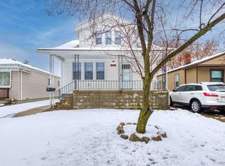 7396 McKinley Ave, Center Line, MI 48015