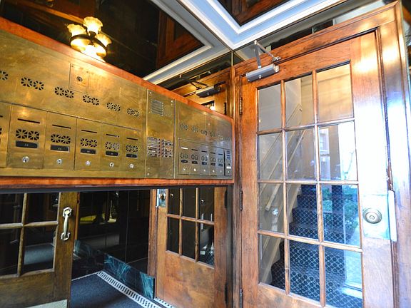 Entry with vintage features