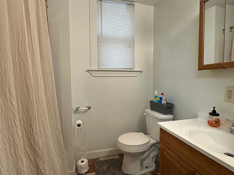 224 Bosley St — Photo 8