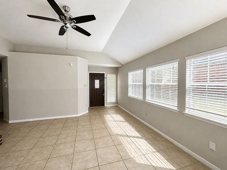 7142 River Garden Dr — Photo 10