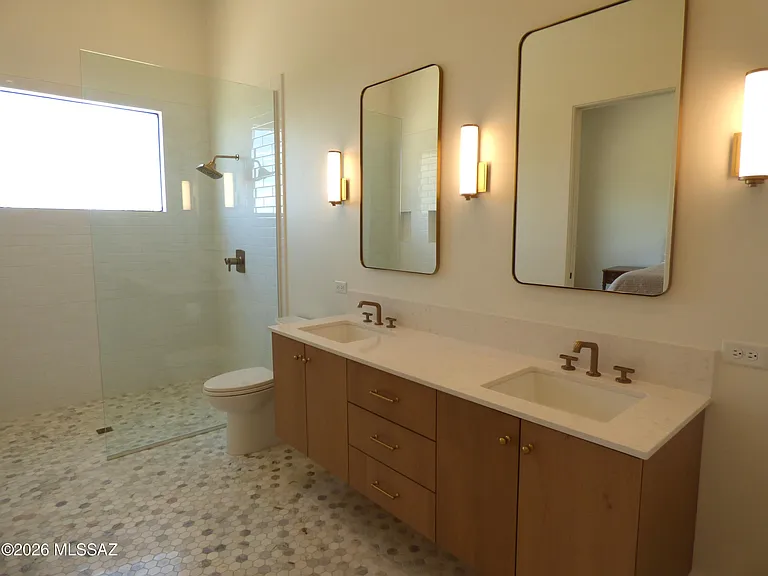 5721 E Paseo Cocospera — Photo 19