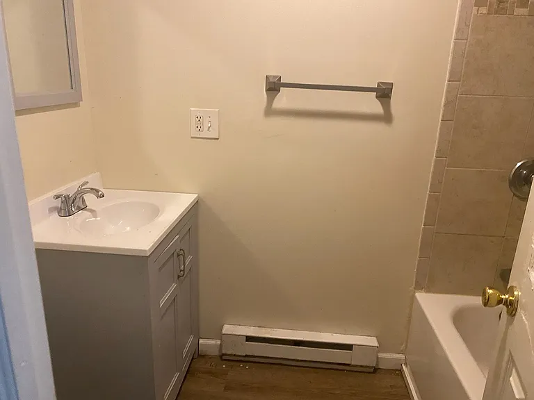 108 Morris St #1 — Photo 6