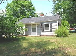 1st image of 907 Royalette Avenue