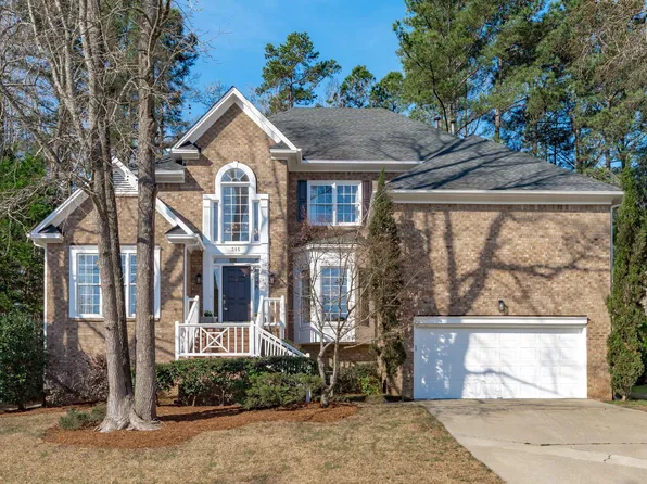315 Barthel Dr, Cary, NC 27513