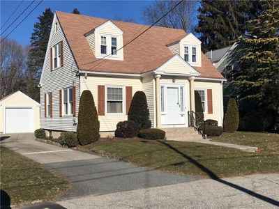 15 Beaumont St E, Rumford, RI, 02916