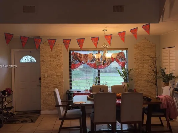 7509 SW 26th Ct #5, Davie, FL 33314