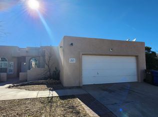 2625 Bearcat Dr, Las Cruces, NM 88001