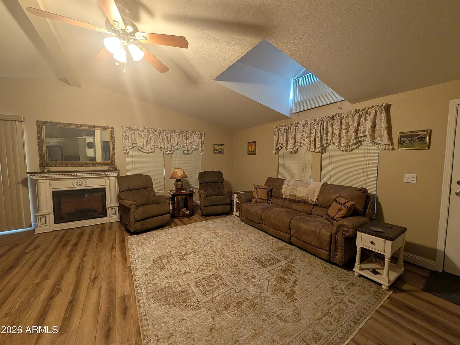 2 bed, 2.0 bath, 1485 sqft, $1,800 — Photo 4