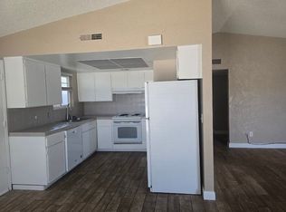 Spacious 2BD/2BTH with Private 2 Car Garage! (Ground Floor), Fresno, CA 93704