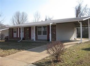 786 Del Marco Dr, Saint Louis, MO 63138