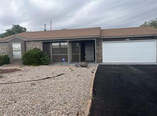 549 Apache Loop SW, Rio Rancho, NM 87124