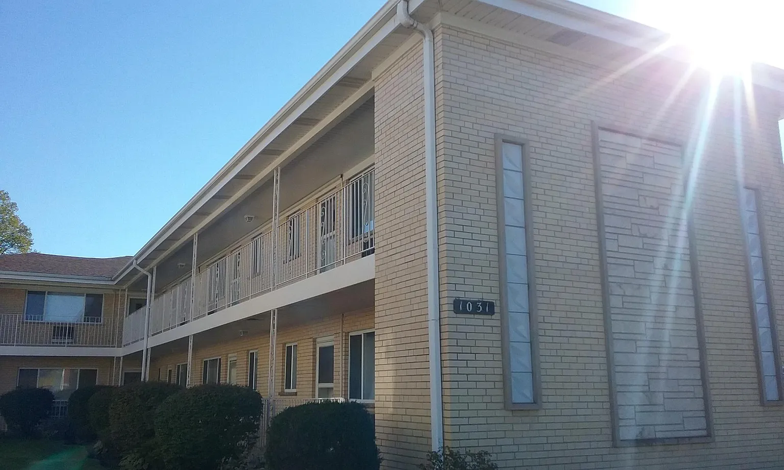 1031 N Northwest Hwy APT B2 photo 1