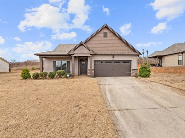 270 Laurel Trace Cir, Piedmont, SC 29673