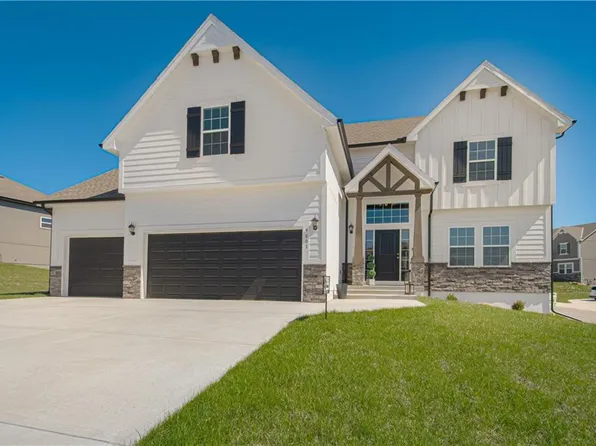 9801 N Denton Ave, Kansas City, MO 64157