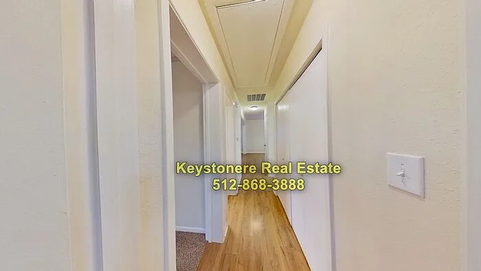 501 N Lampasas St — Photo 21