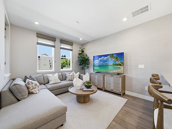 The Orchard in Danville by Trumark Homes I Residence 2 Model I Living Room