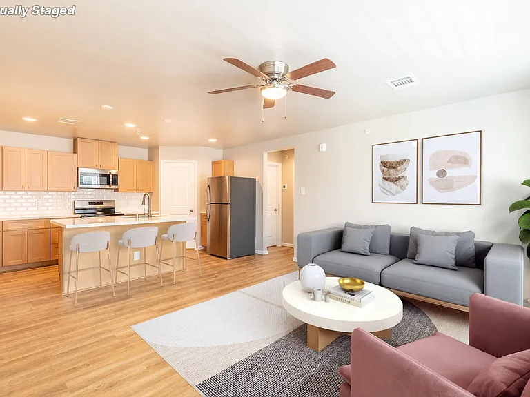 217 Park Place Cir #C — Photo 6