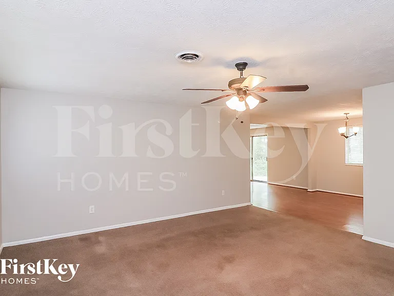4788 N Cir — Photo 4