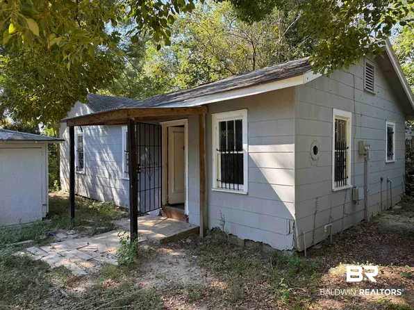 415 N Old Corry Field Rd, Pensacola, FL 32506