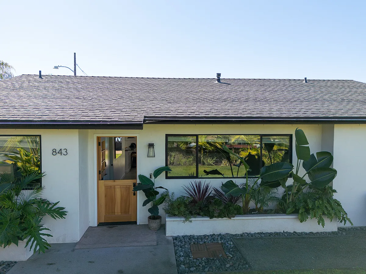 Building Photo - 843 Hernandez St