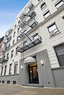 215 West 105th St. in Manhattan Valley : Sales, Rentals