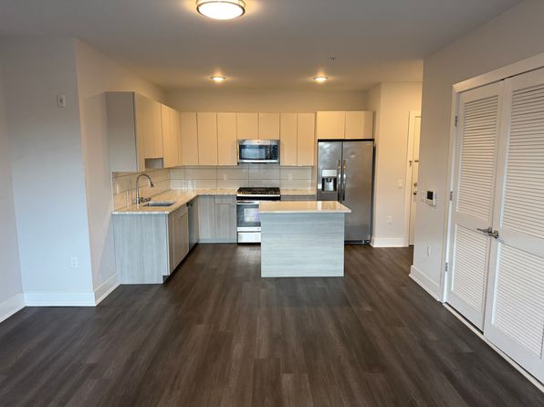 2301 Lemoine Ave #502