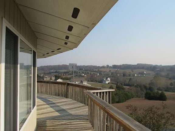 5th image of 417 Oak Hammock Ln