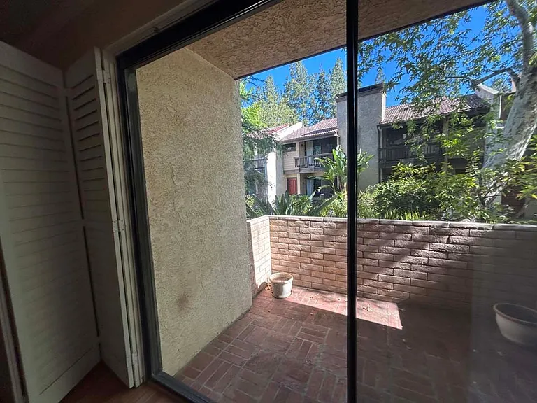 21820 Marylee St #234 — Photo 6
