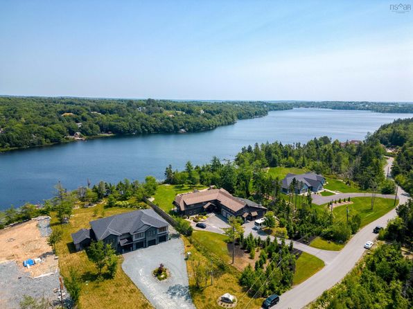 Additional property image - 402 Lochmoor Ln, Halifax, NS B2W 6C8