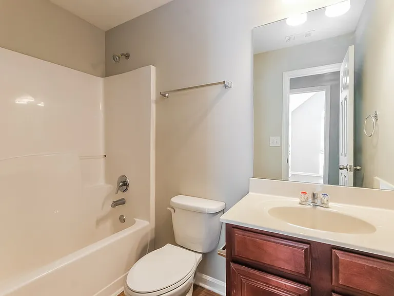 1260 Red Cedar Trl — Photo 16