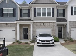 68 Chastain Cir, Newnan, GA