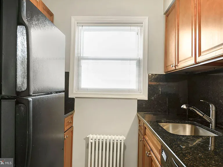 1410 N Quinn St #7 — Photo 7