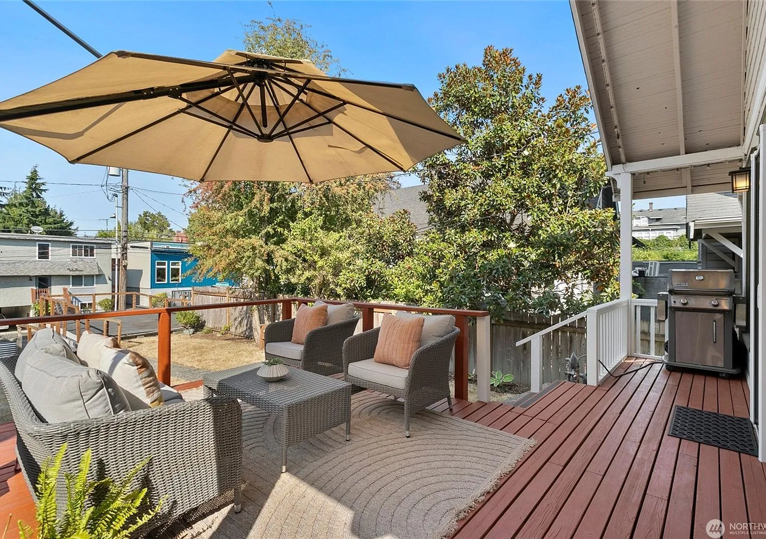 2Bd/1Ba Seattle Home — Photo 2