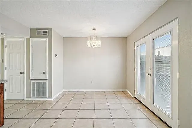 1635 Newport Pl #12 — Photo 10