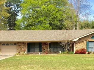 158 Burnett Gardens Rd, Deridder, LA 70634