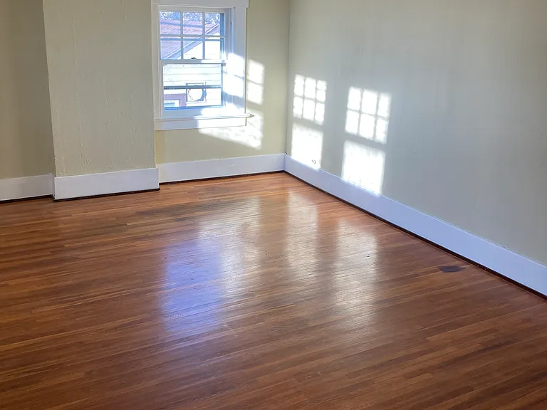 128 Bonesteel St — Photo 12
