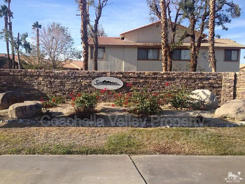 1 bed, 1.0 bath, 760 sqft, $1,495 — Photo 2