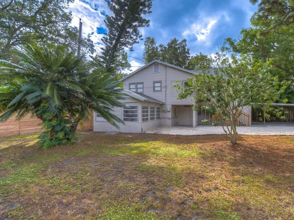 3002 1/2 50th St S, Saint Petersburg, FL 33707
