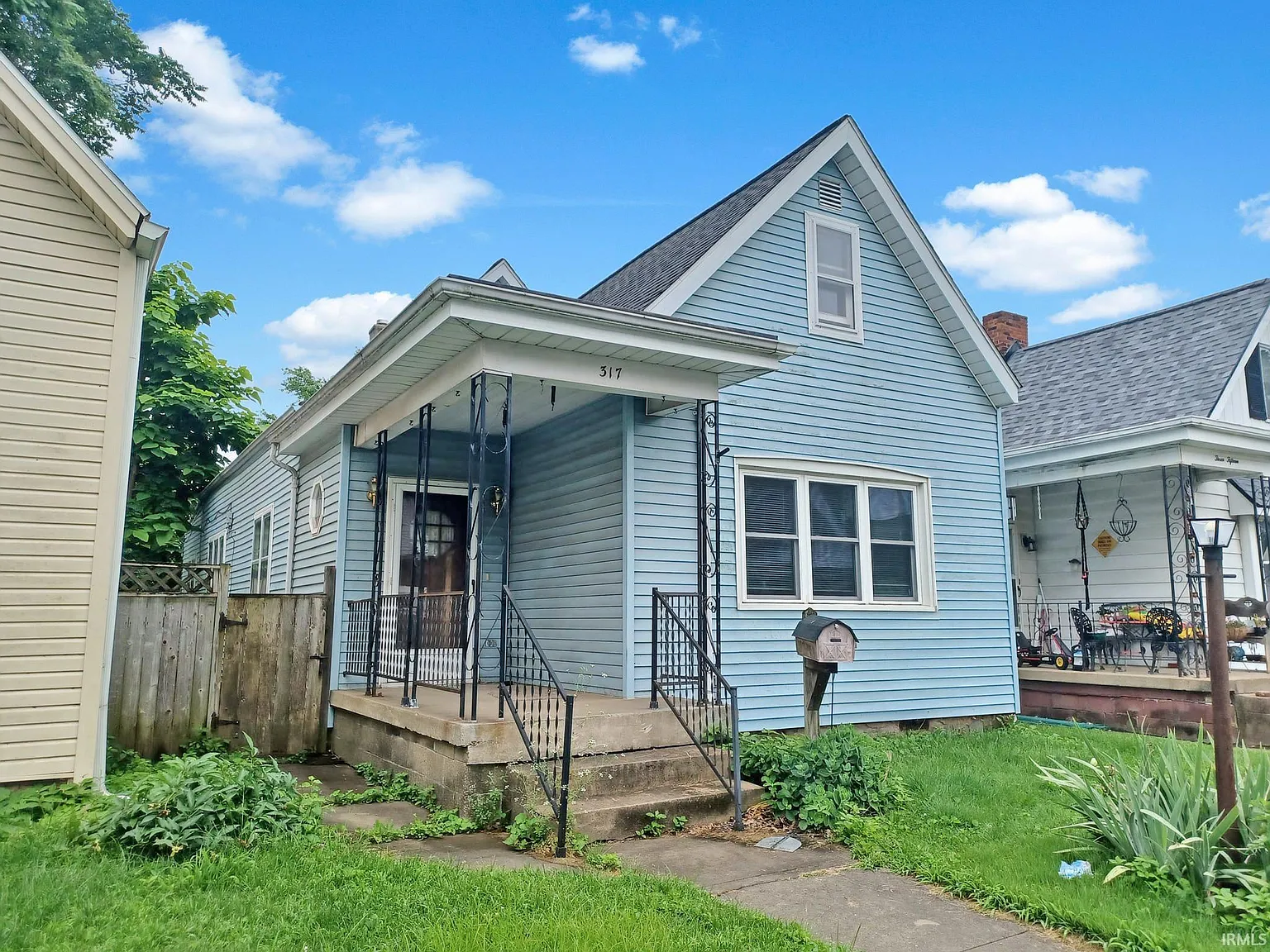 317 E Iowa St photo 1