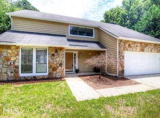 1025 Laurel Mill Dr, Roswell, GA 30076