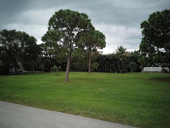 2nd image of 7883 BREAKWATER COURT LOT 57