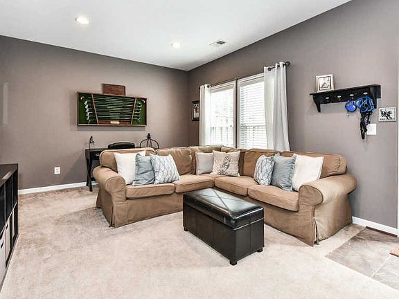 4th image of 22608 Parkland Farms Ter