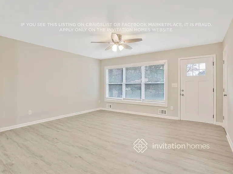 1100 Grace St SW — Photo 5