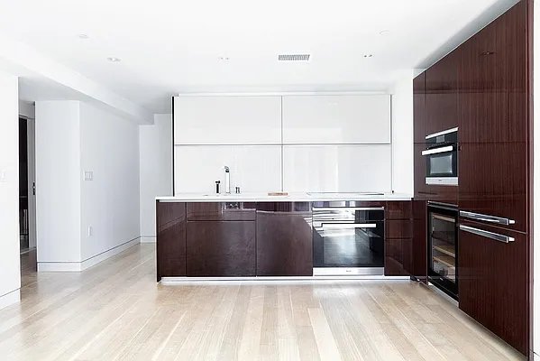 Rented by Keller Williams NYC | media 26