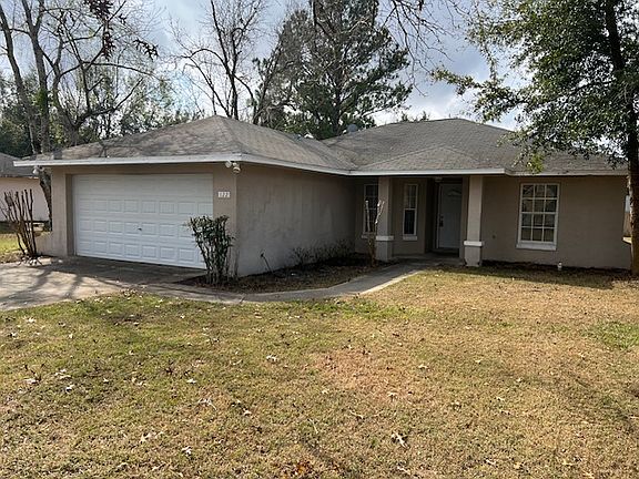 2nd image of 122 Pecan Dr